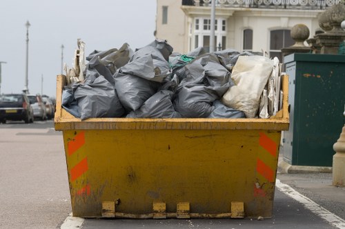 Benefits of skip hire for household waste